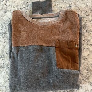 Men’s crewneck sweatshirt